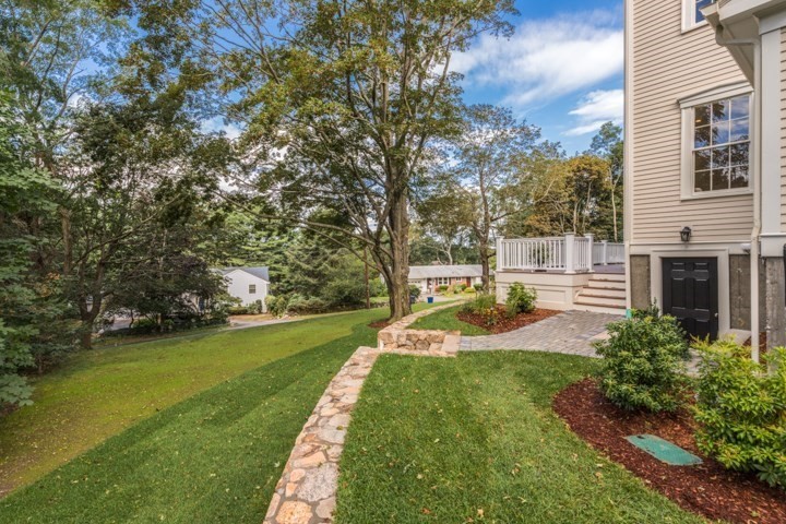 19 Ponybrook Lane