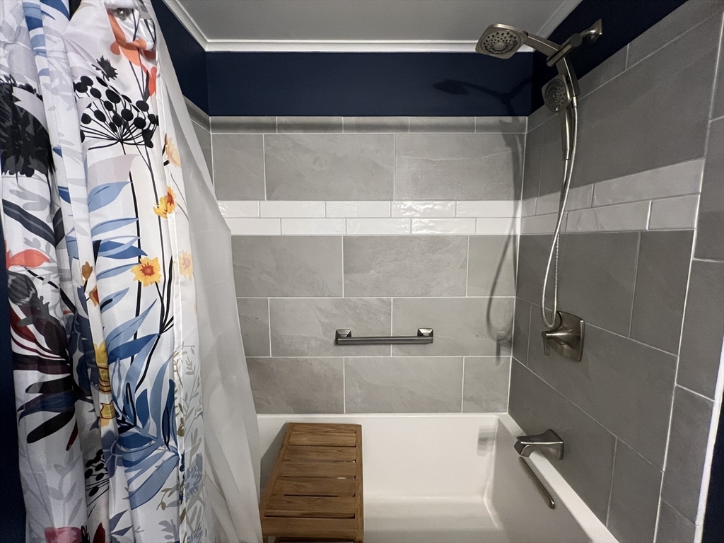 54 Green St # 309