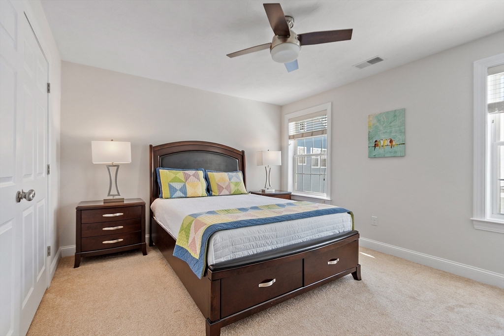 10 Edgar Dr # 10