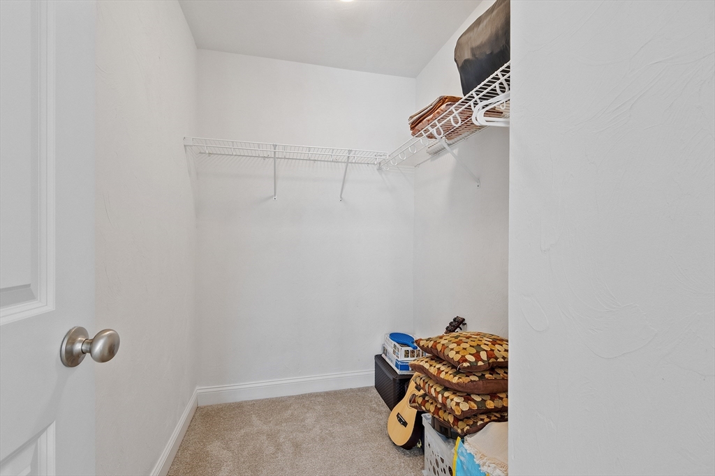 10 Edgar Dr # 10