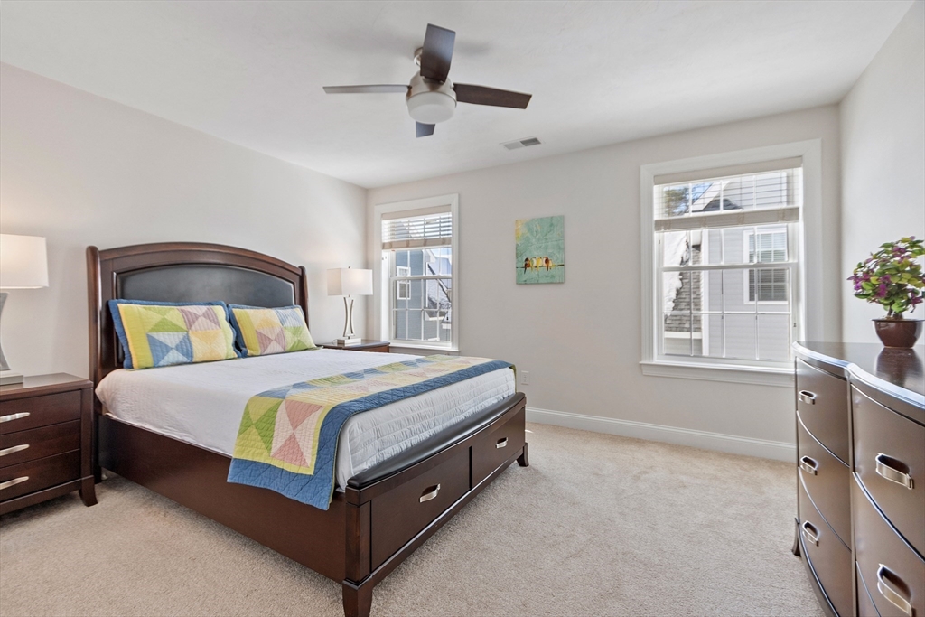 10 Edgar Dr # 10