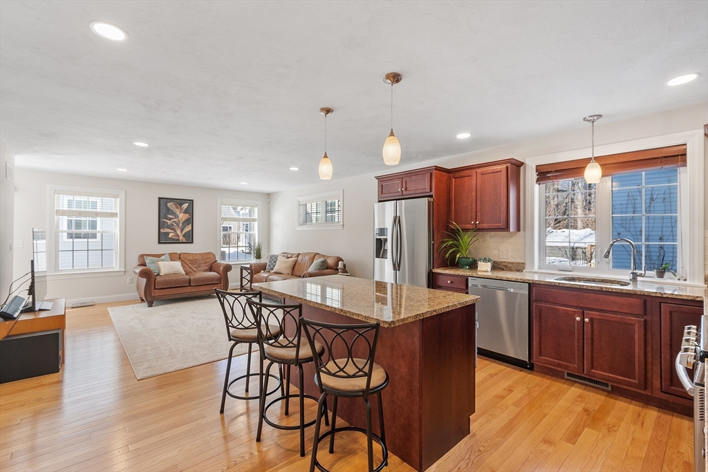 10 Edgar Dr # 10