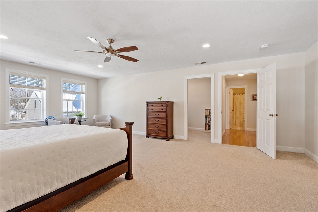 10 Edgar Dr # 10