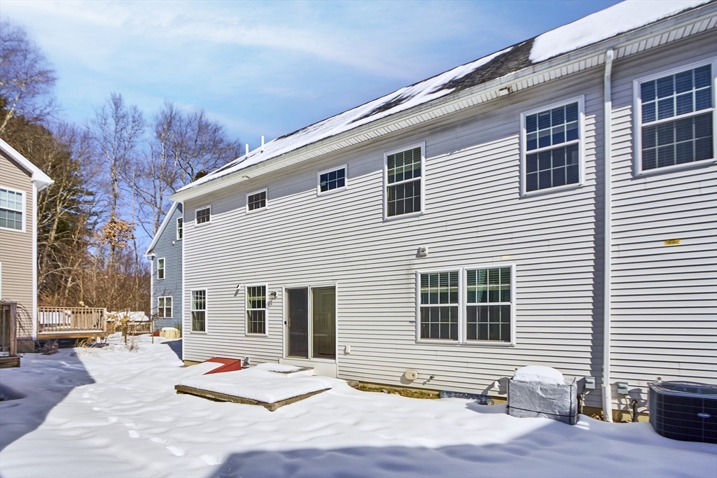10 Edgar Dr # 10