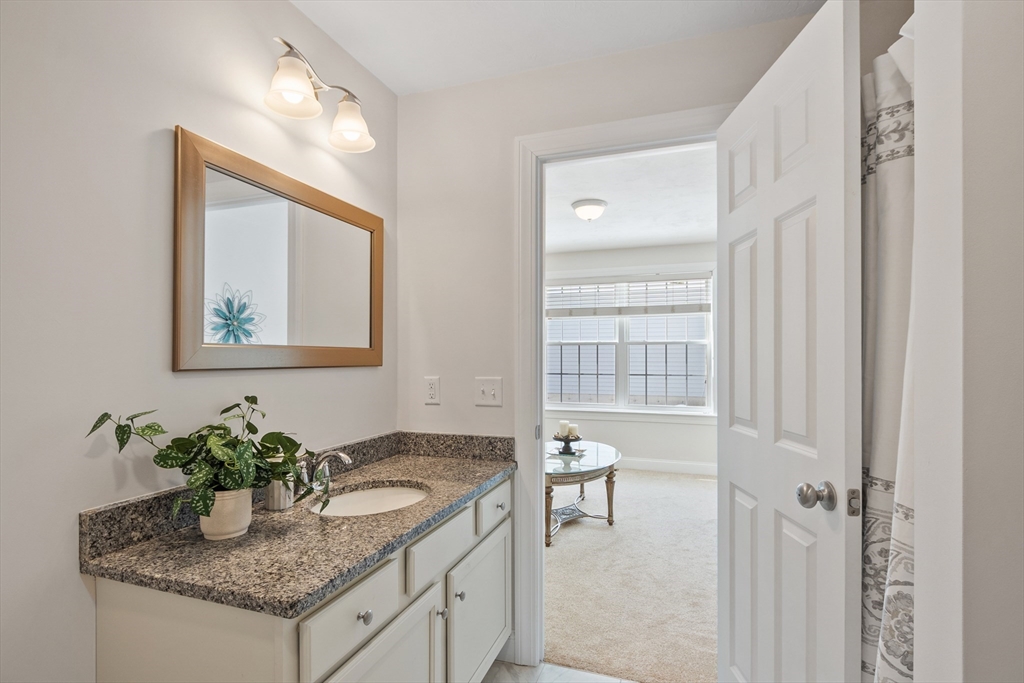 10 Edgar Dr # 10