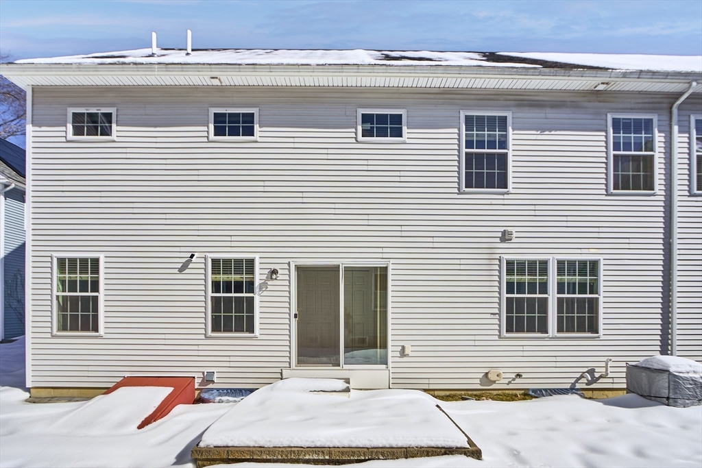 10 Edgar Dr # 10