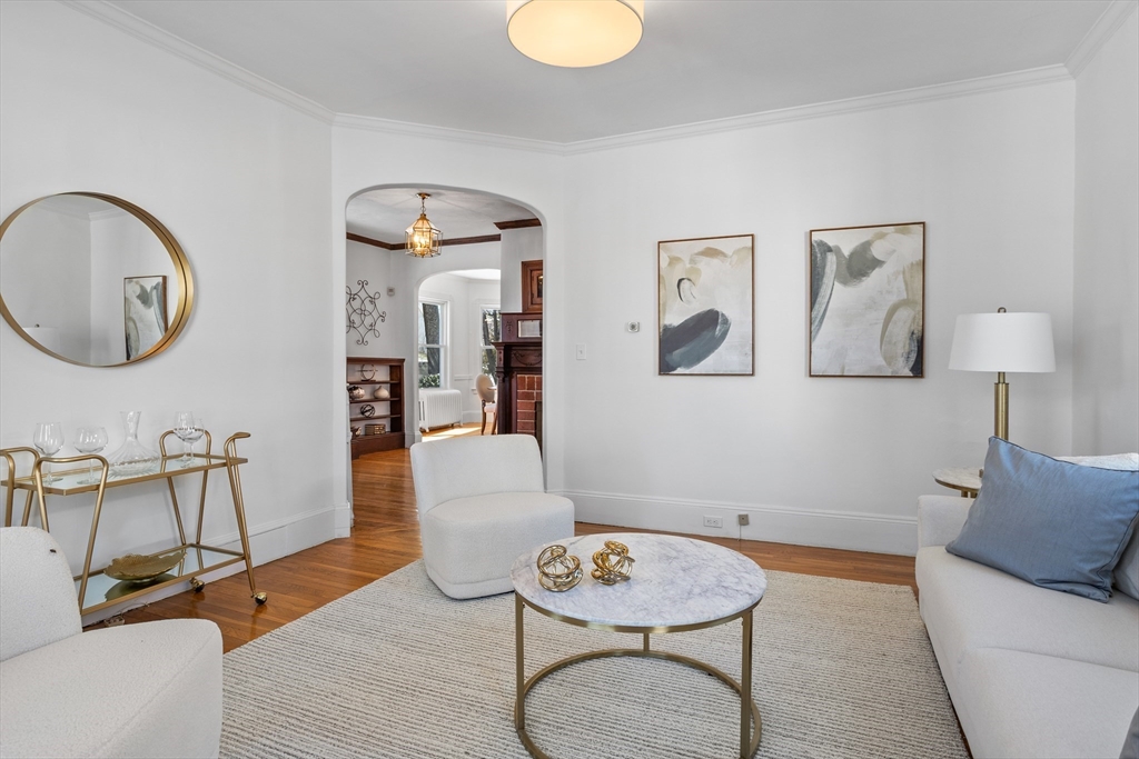 28 Tanager Street