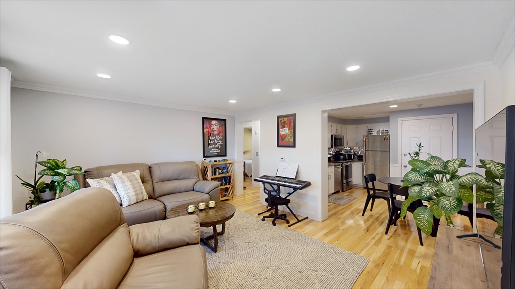 5 Washington St # 11