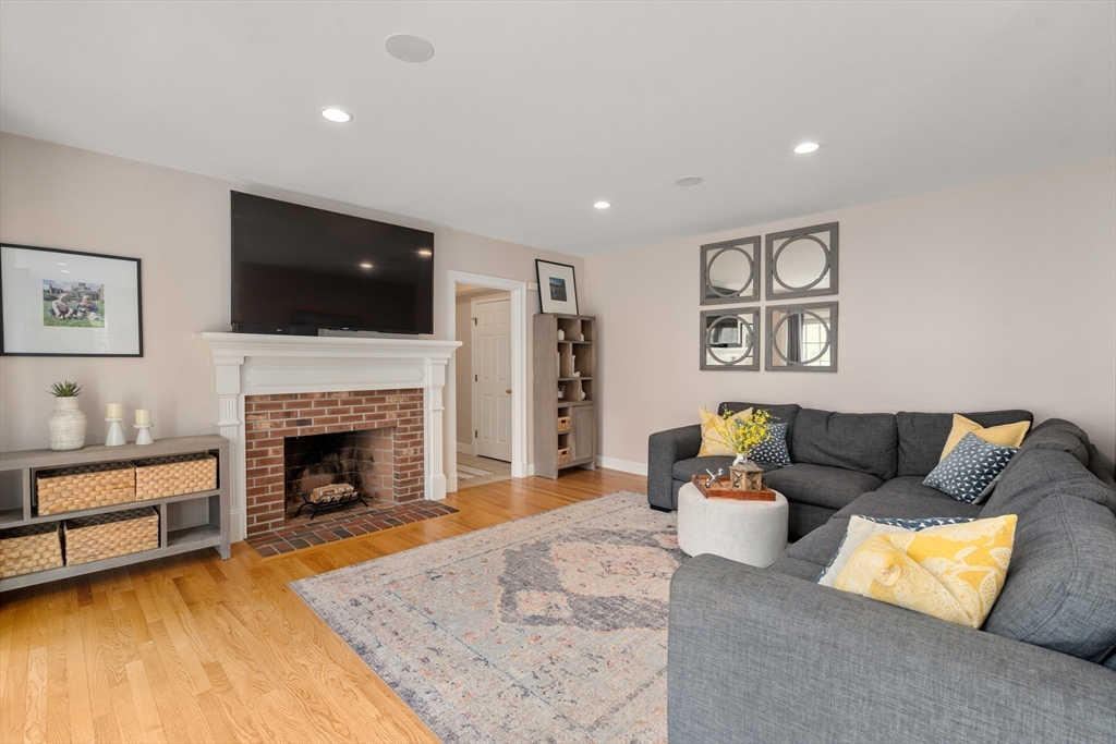 340 Dutton Road