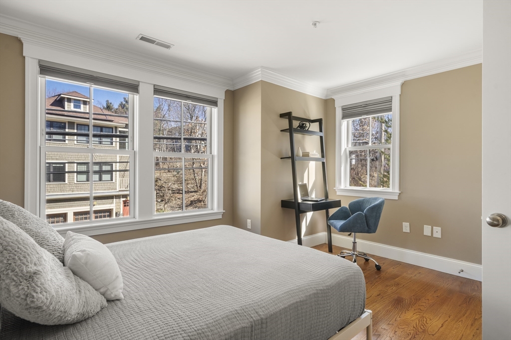 184 Pleasant # 184