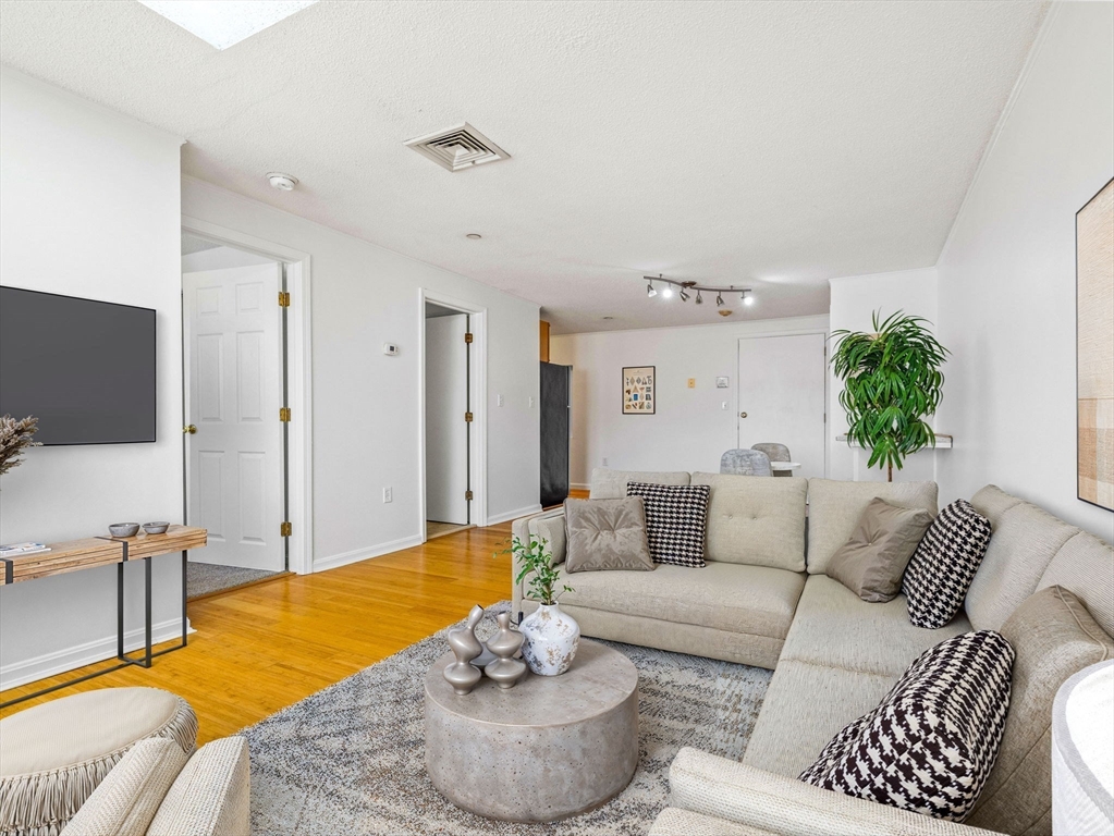 35 Prospect St # 315