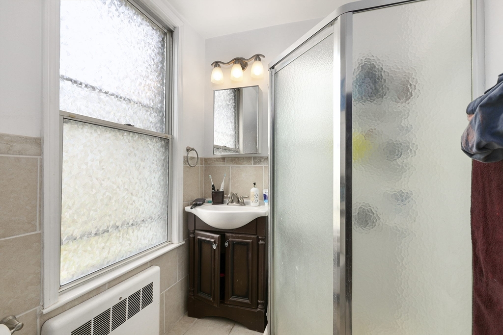 89 Plymouth St Unit: 1&2