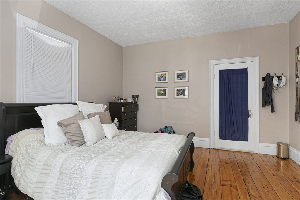 89 Plymouth St Unit: 1&2
