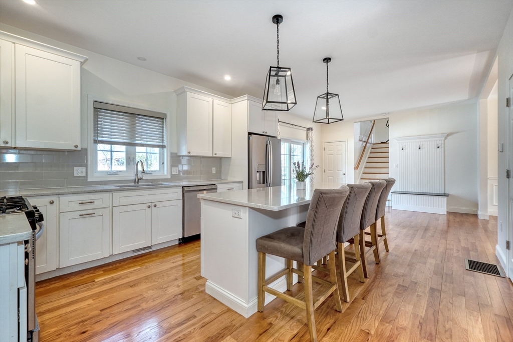 65 Montrose Avenue