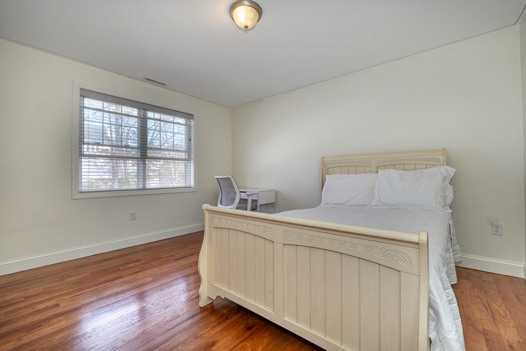 65 Montrose Avenue
