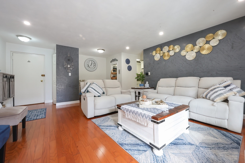 99 Fountain Lane # 5