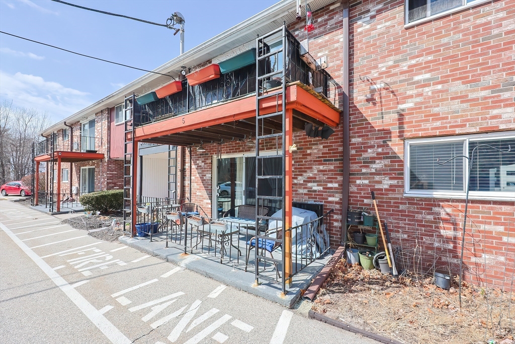 99 Fountain Lane # 5