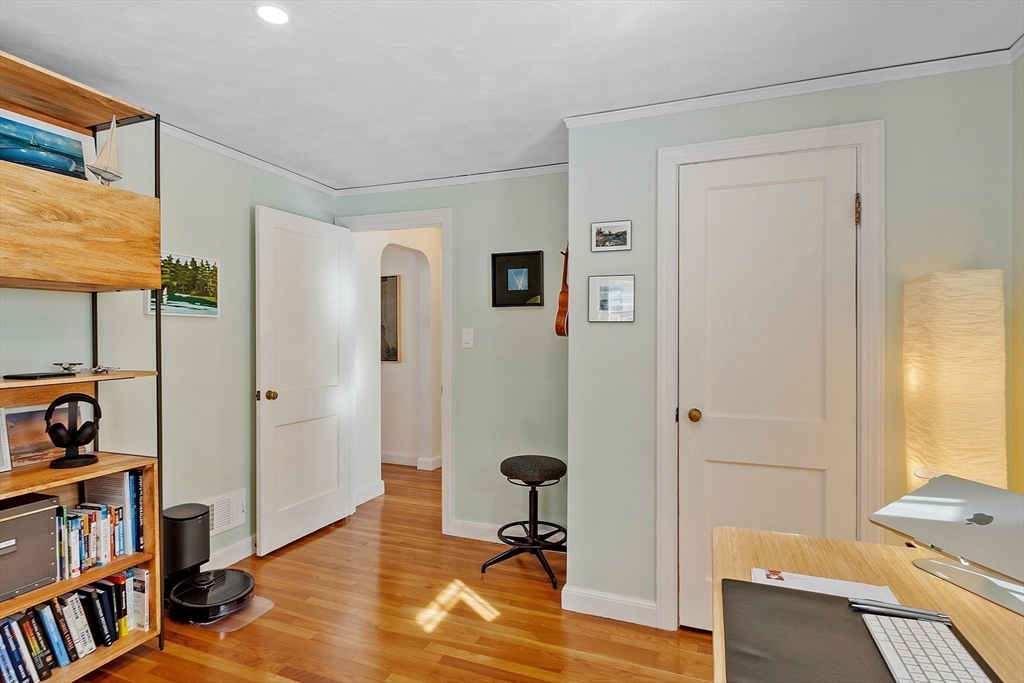 88 Menotomy Rd
