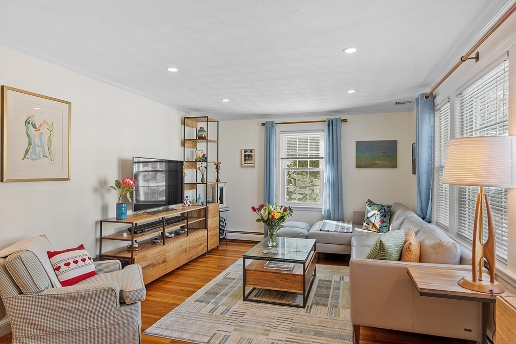 88 Menotomy Rd