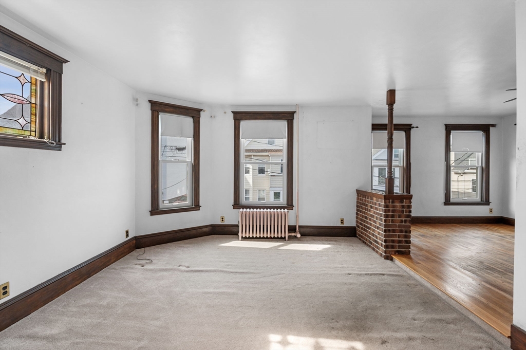 29 Fenwick St