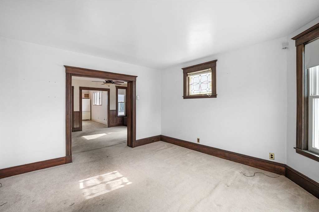 29 Fenwick St