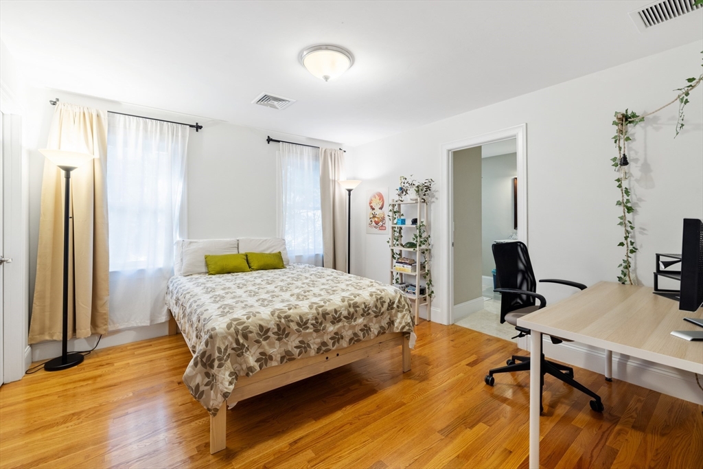 7 Middleby Road