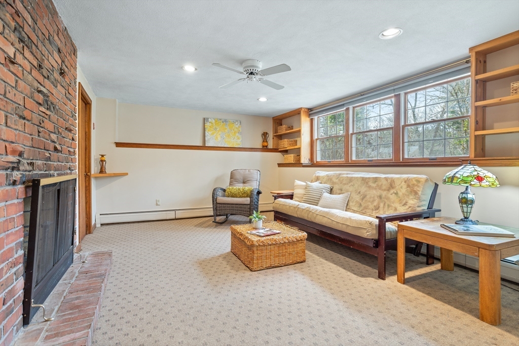 10 Lincoln Drive