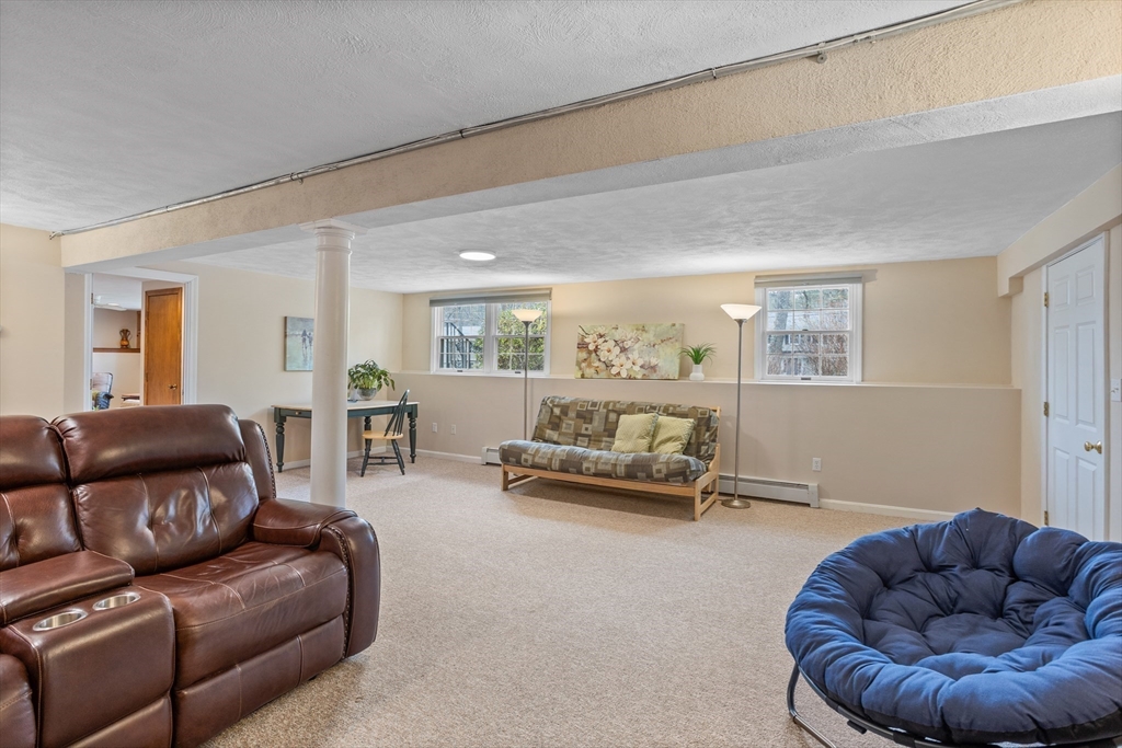 10 Lincoln Drive