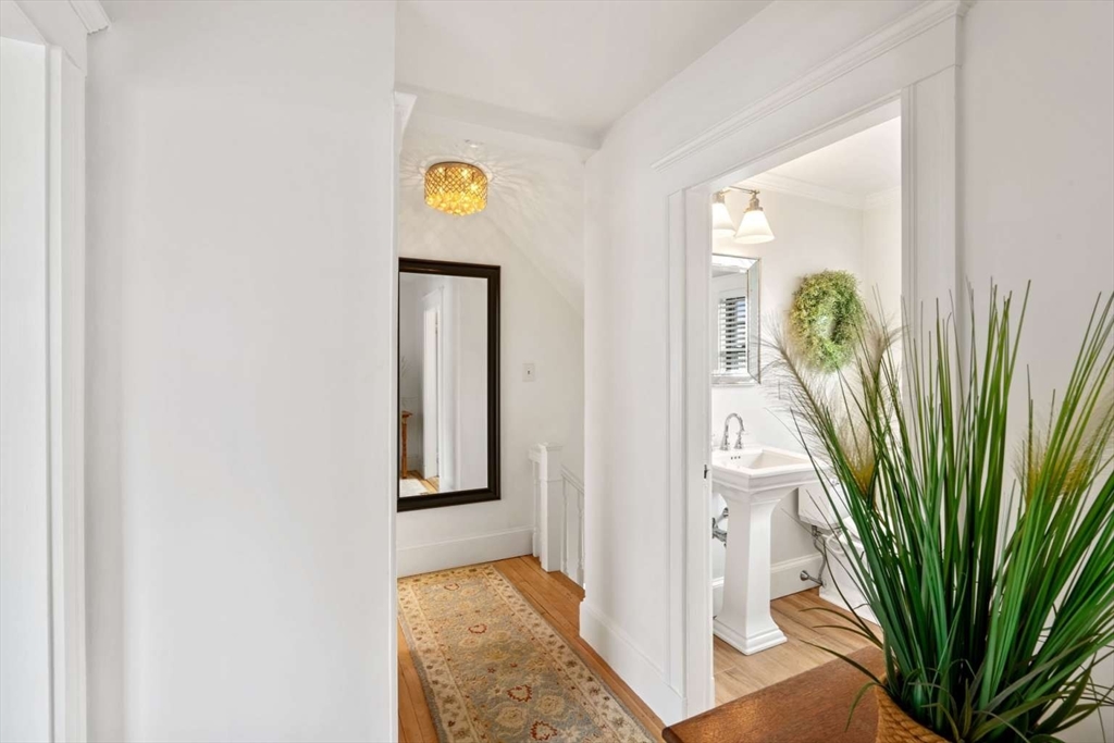6 Phillips St.