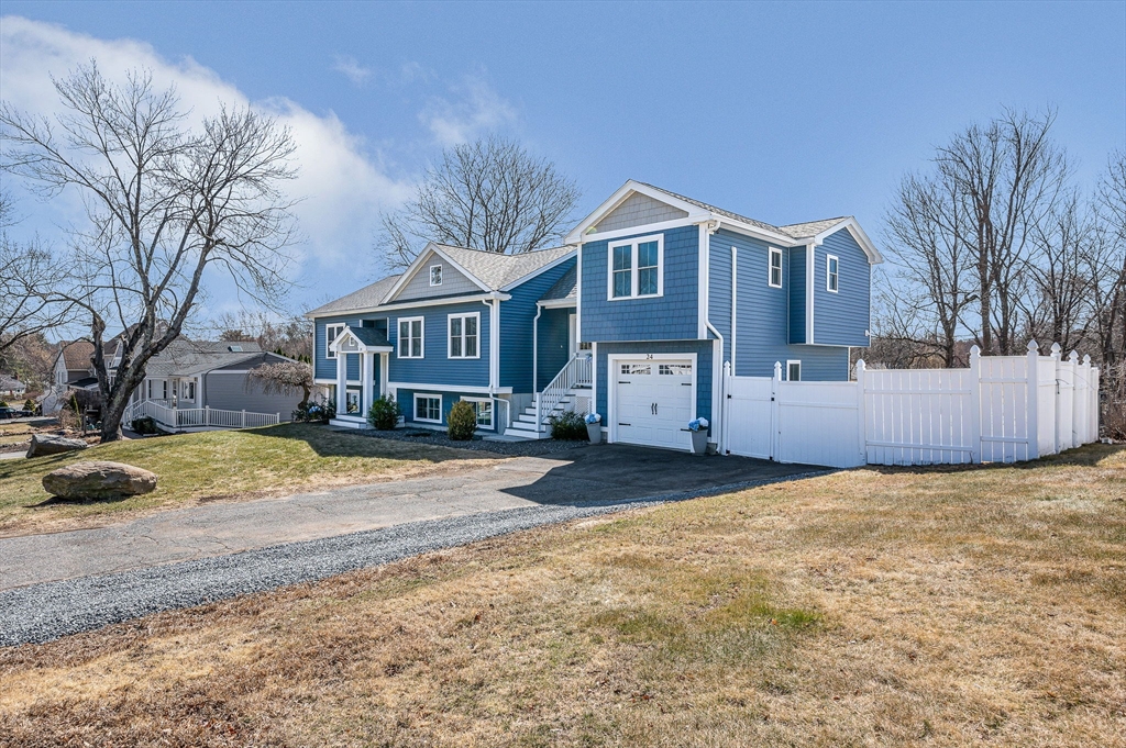 24 Eaton Dr