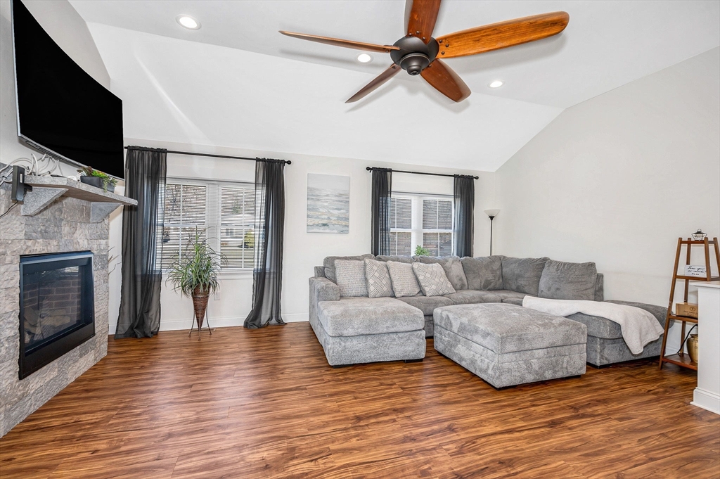 24 Eaton Dr