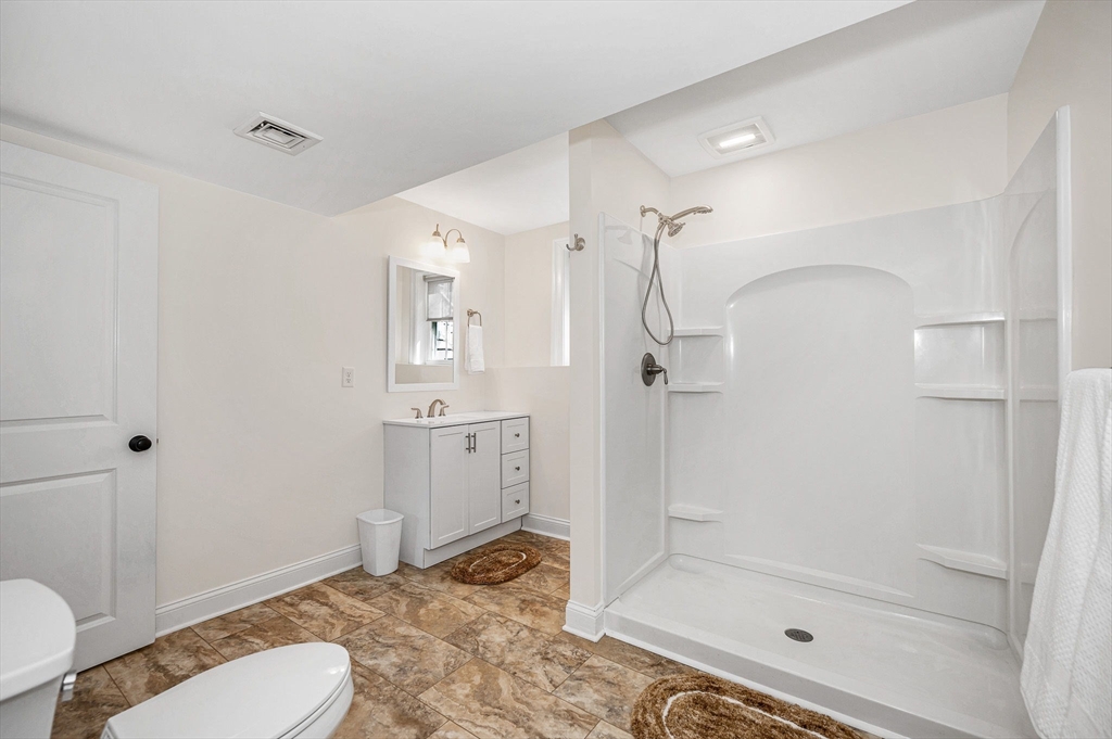 24 Eaton Dr