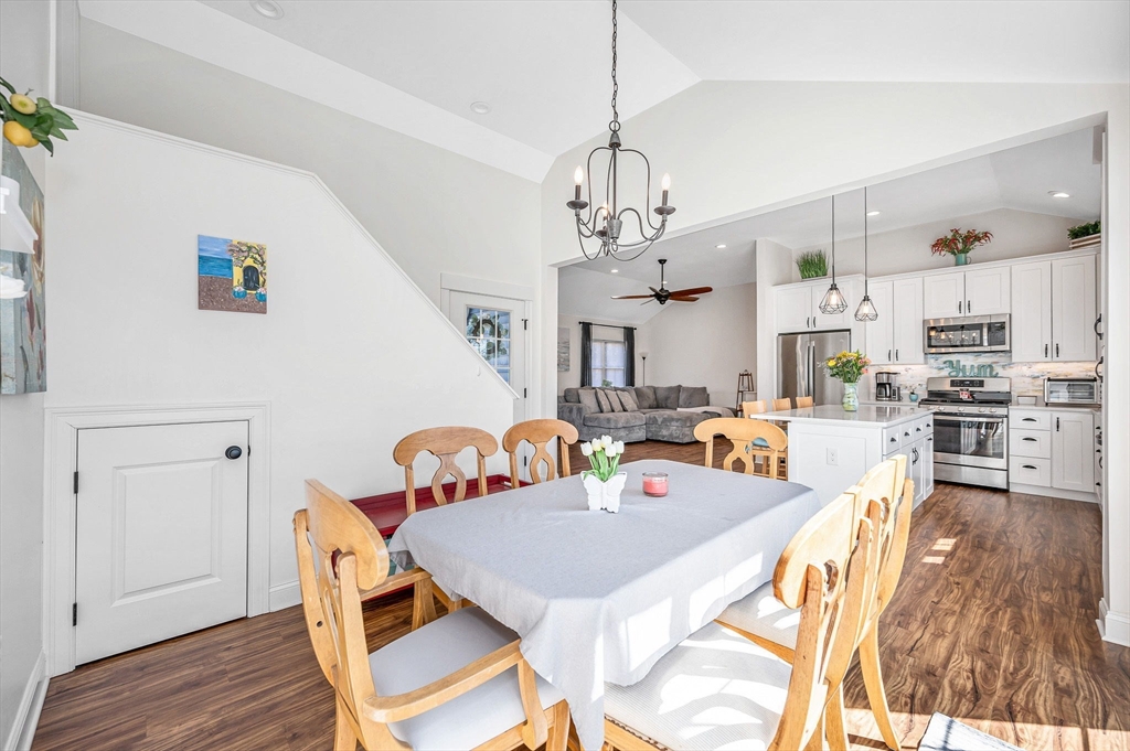 24 Eaton Dr