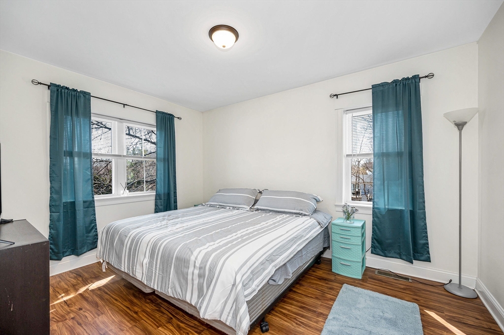 24 Eaton Dr