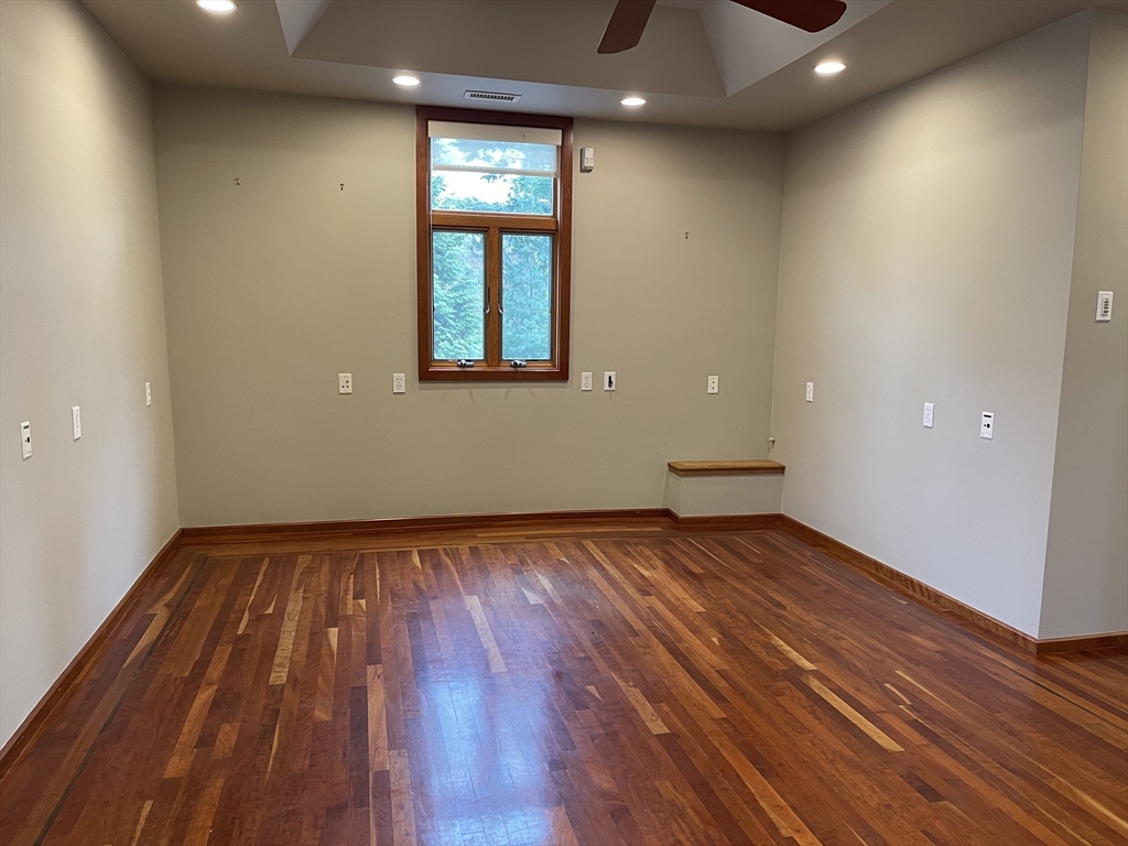 576 Marrett # 3
