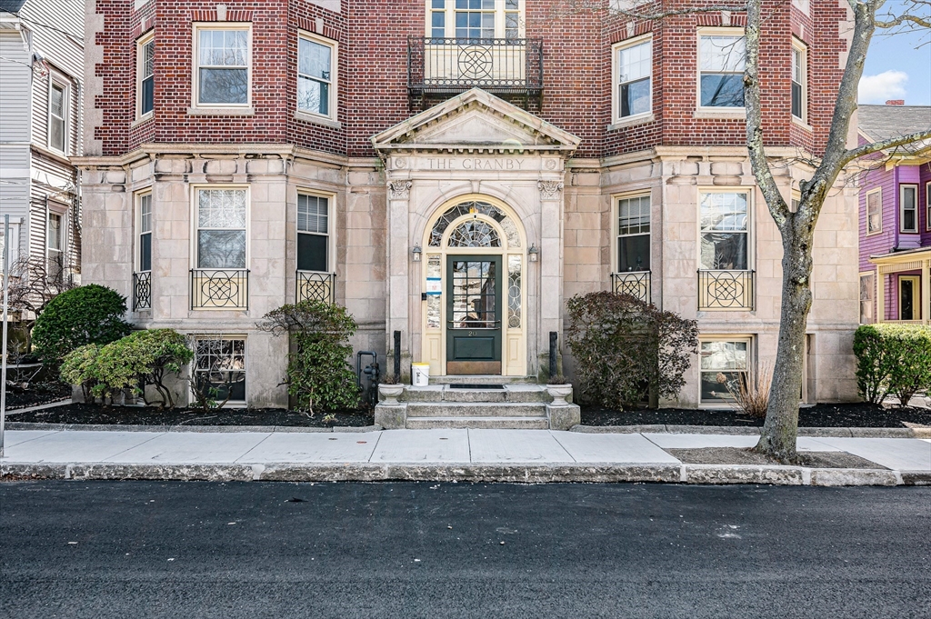 20 Chestnut Street # 304