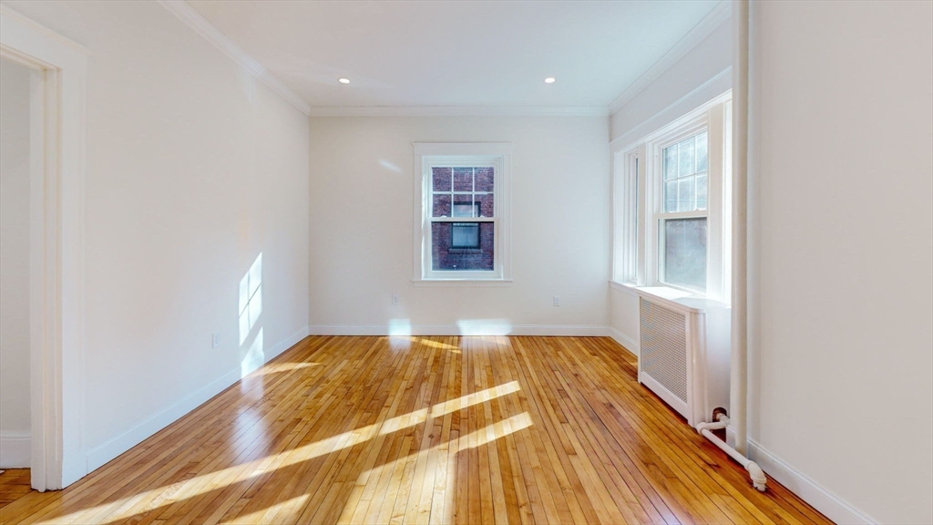 108 Washington St # 4