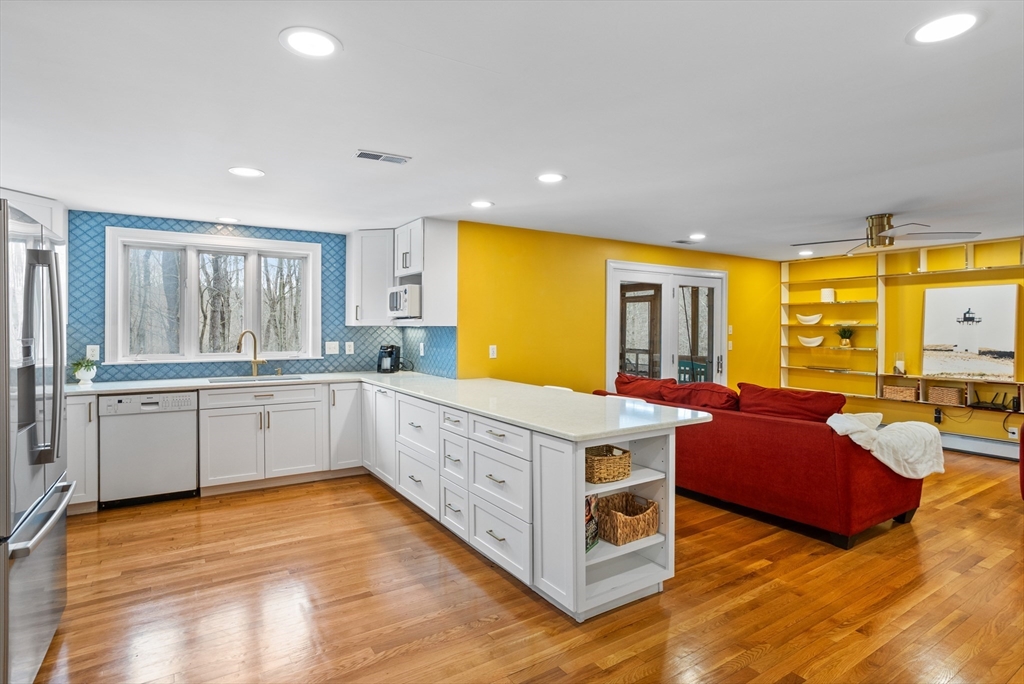 145 Littleton Rd