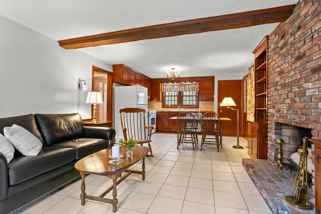 11 Gelding Rd