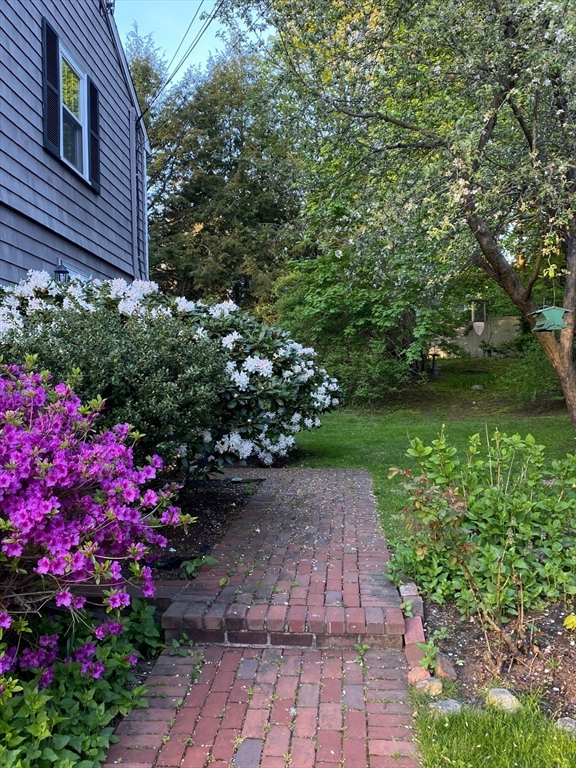 62 Liberty Avenue