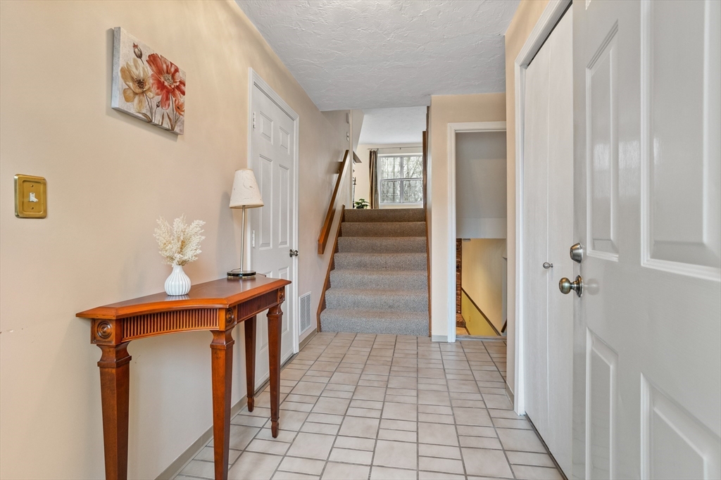 105 Ridgefield Cir # C