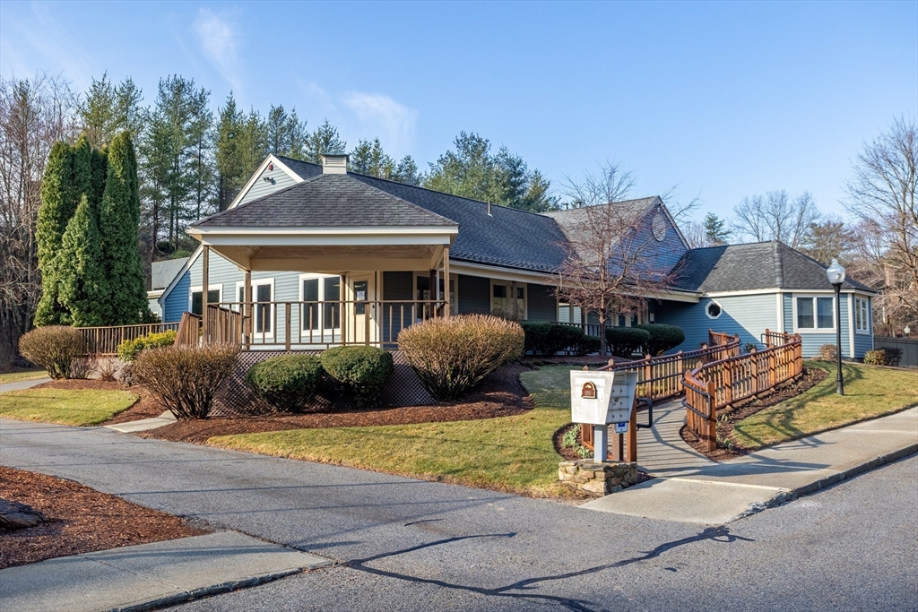 105 Ridgefield Cir # C