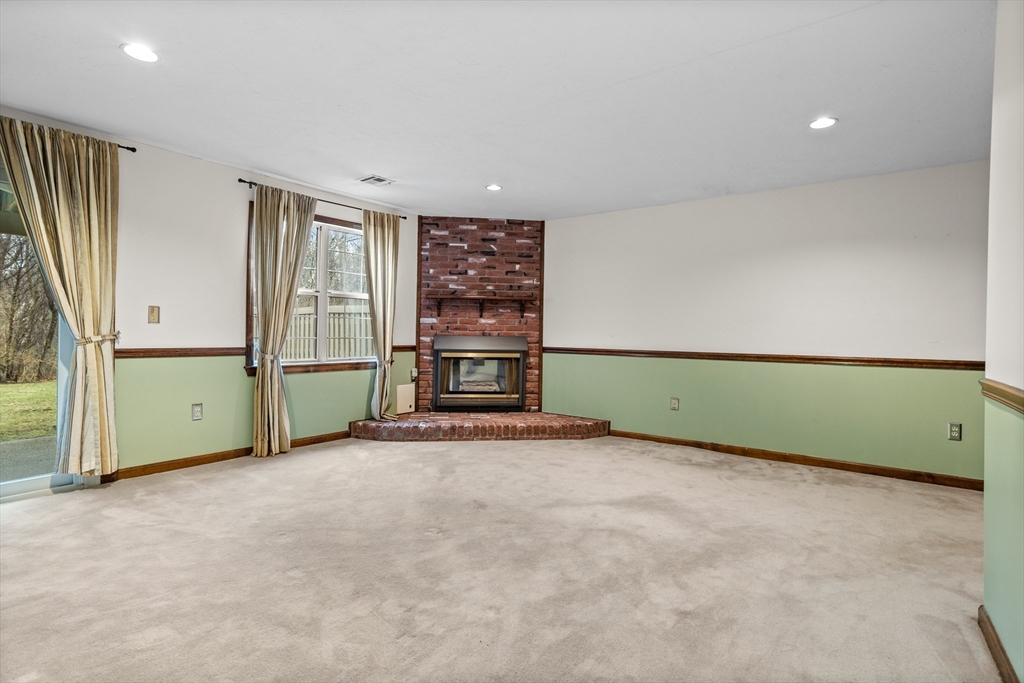 105 Ridgefield Cir # C
