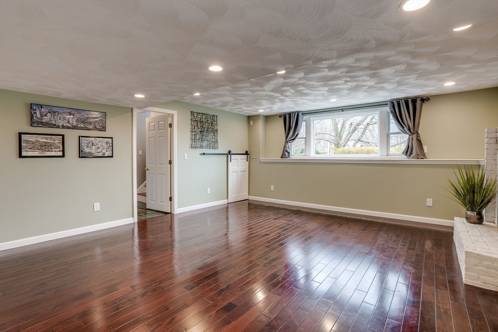20 Footpath Road