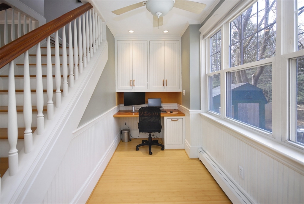 4 Sylvia St