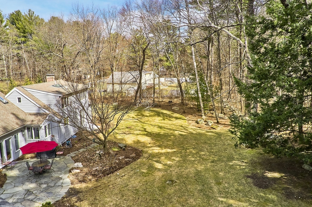 127 Spectacle Pond Rd