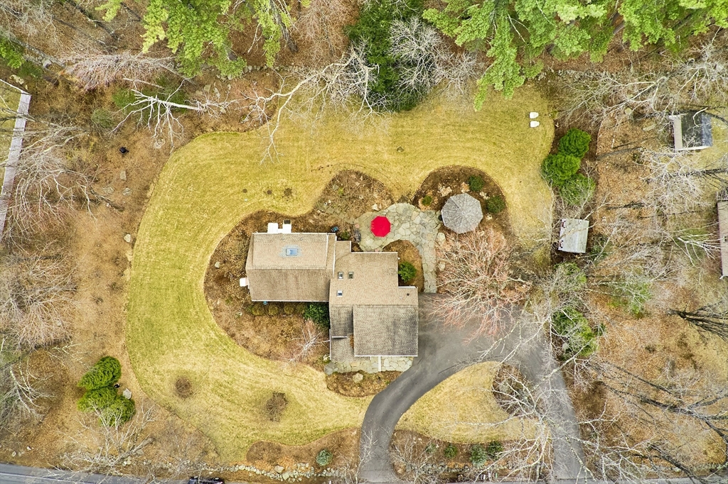 127 Spectacle Pond Rd