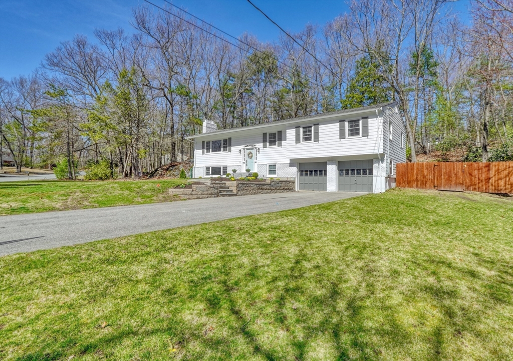 12 Sagamore Drive