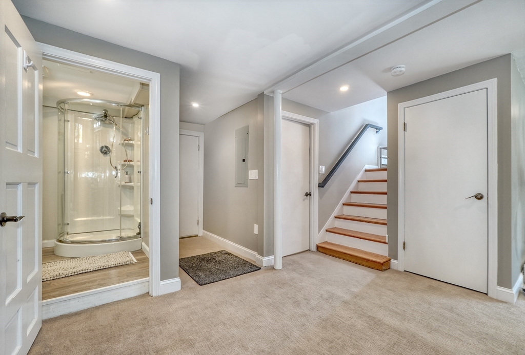 12 Sagamore Drive