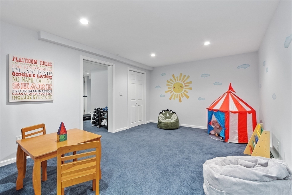 17 Pingry Way